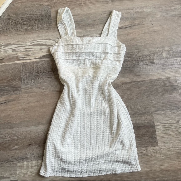 Dresses & Skirts - Tie Back Elegant White Sleeveless Dress Euro Summer Wedding Dress
